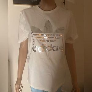Brand New /Tags attached/ ADIDAS XL (KIDS) Tee-shirt
